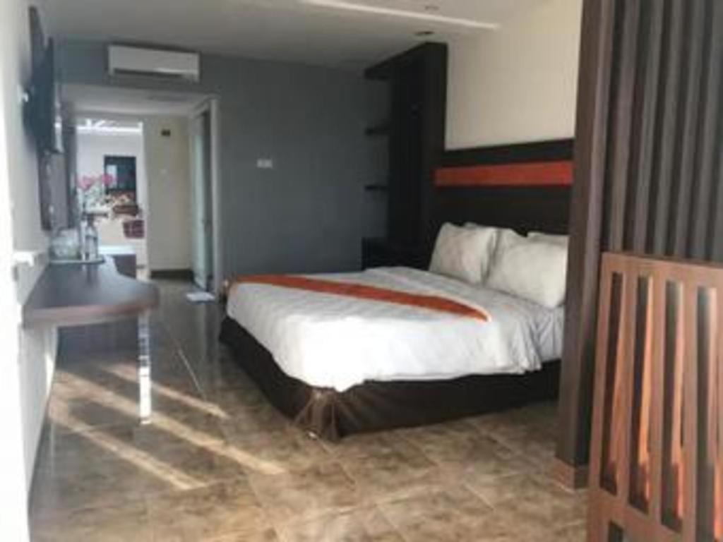 Satria Wisata Hotel Pare-Pare Bagian luar foto