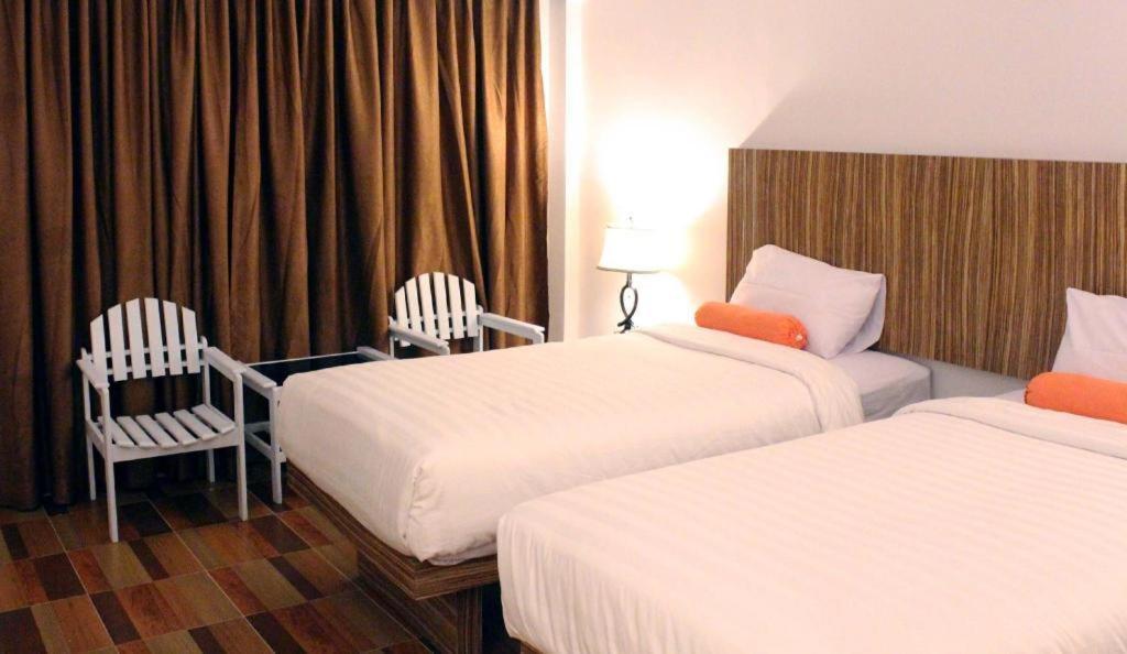 Satria Wisata Hotel Pare-Pare Bagian luar foto