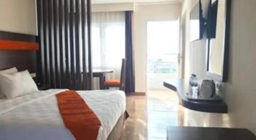 Satria Wisata Hotel Pare-Pare Bagian luar foto