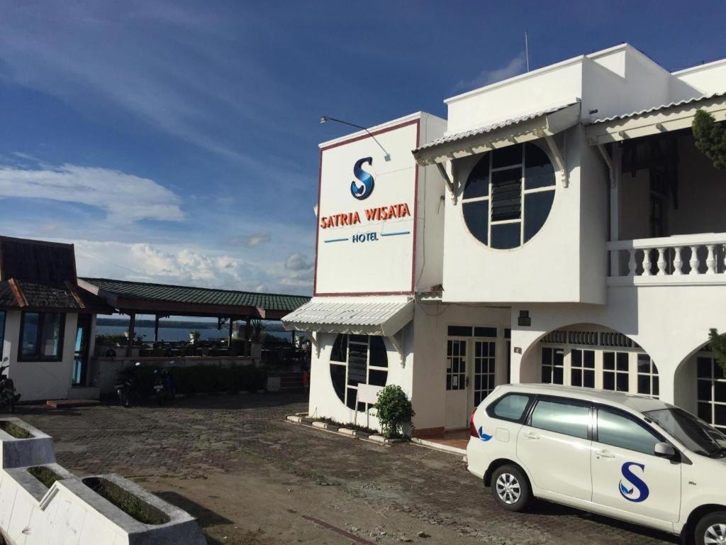 Satria Wisata Hotel Pare-Pare Bagian luar foto