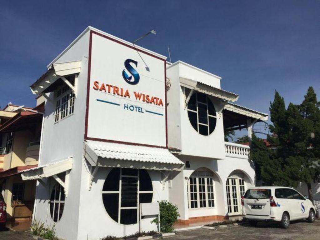 Satria Wisata Hotel Pare-Pare Bagian luar foto