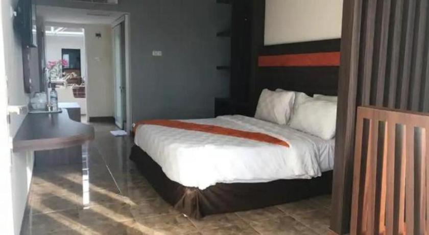 Satria Wisata Hotel Pare-Pare Bagian luar foto