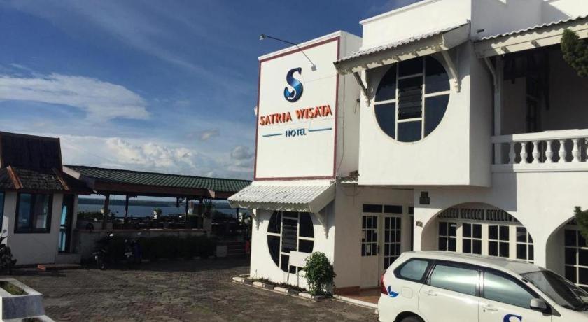 Satria Wisata Hotel Pare-Pare Bagian luar foto