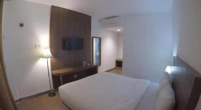 Satria Wisata Hotel Pare-Pare Bagian luar foto