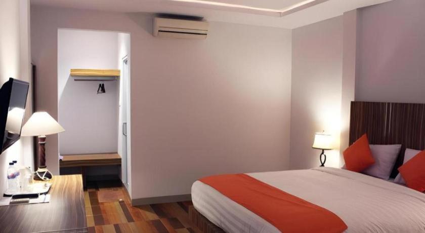 Satria Wisata Hotel Pare-Pare Bagian luar foto