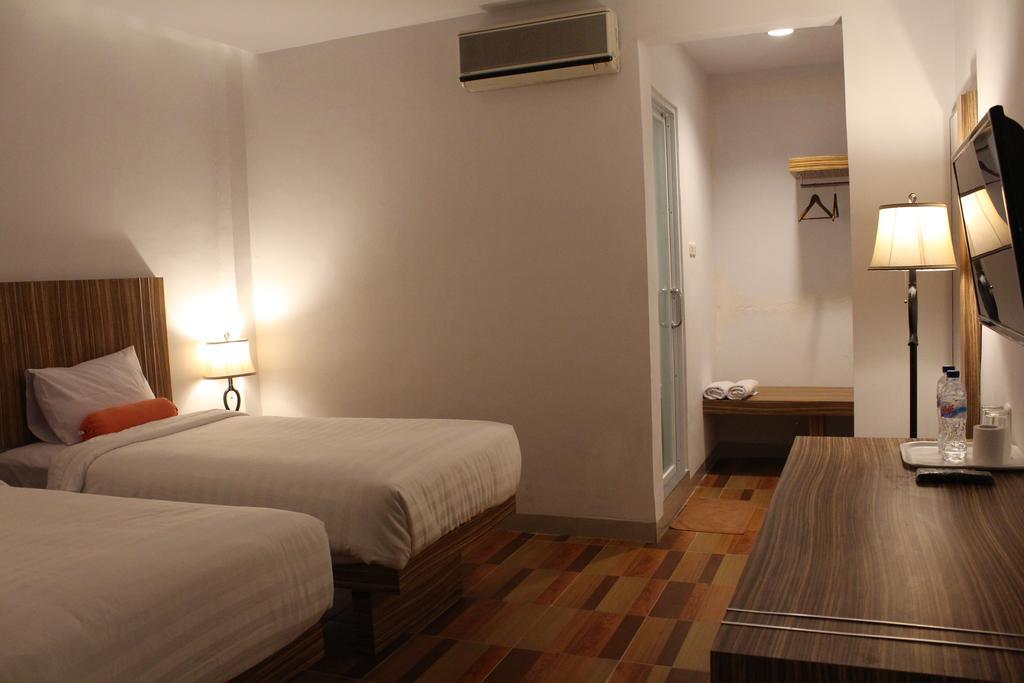 Satria Wisata Hotel Pare-Pare Bagian luar foto