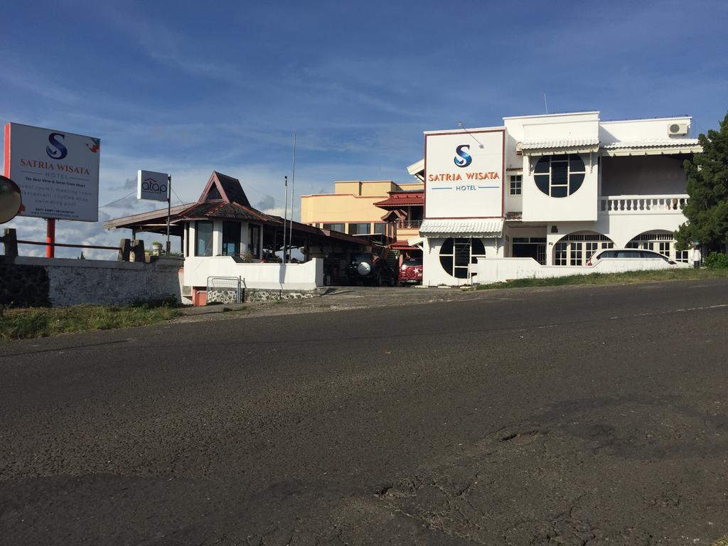 Satria Wisata Hotel Pare-Pare Bagian luar foto