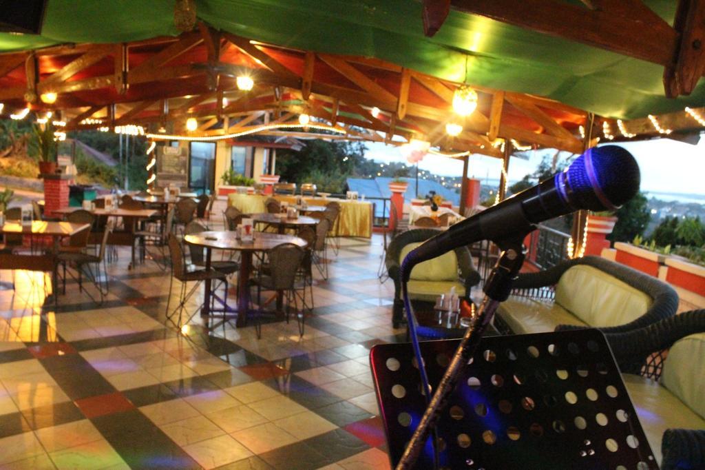 Satria Wisata Hotel Pare-Pare Bagian luar foto