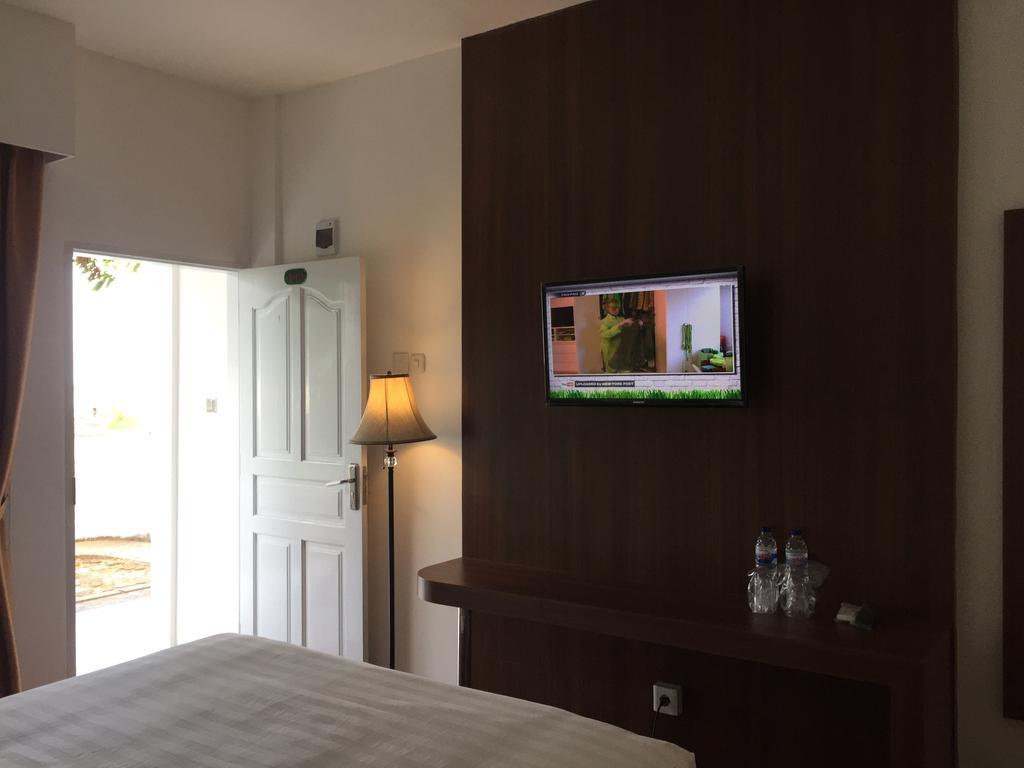 Satria Wisata Hotel Pare-Pare Bagian luar foto