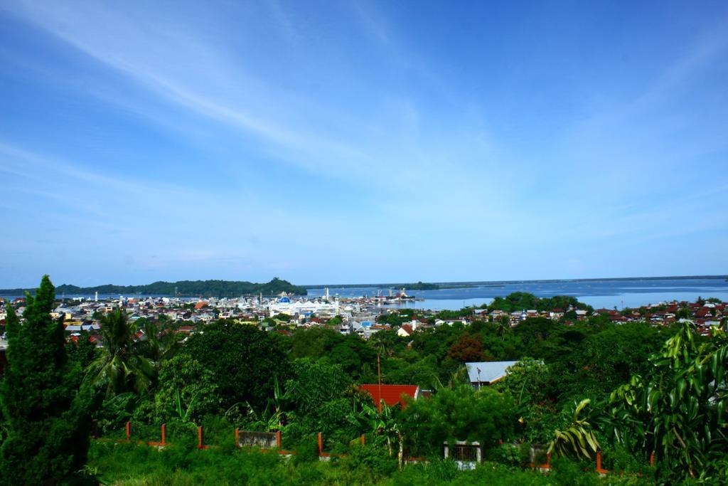 Satria Wisata Hotel Pare-Pare Bagian luar foto